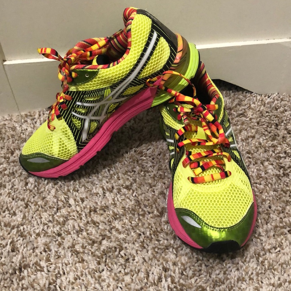 ASICS tennis shoes